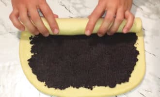 закручиваем маковый рулет