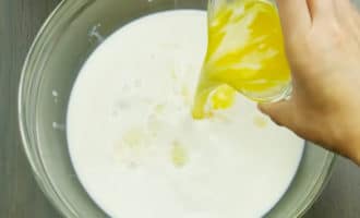 молоко и сливочное масло