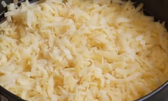 Натертый отварной картофель
