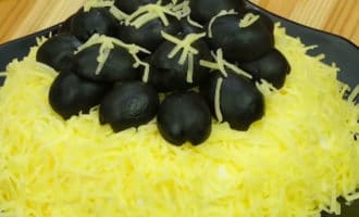 Салат слоеный Сытный