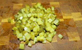 Соленые огурцы кубиком
