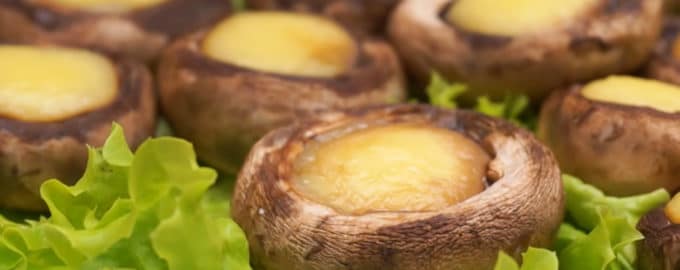 Закуска Грибы в сырной шапке рецепт