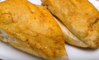Запеченная куриная грудка рецепт