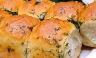 Пампушки с зеленью и чесноком рецепт
