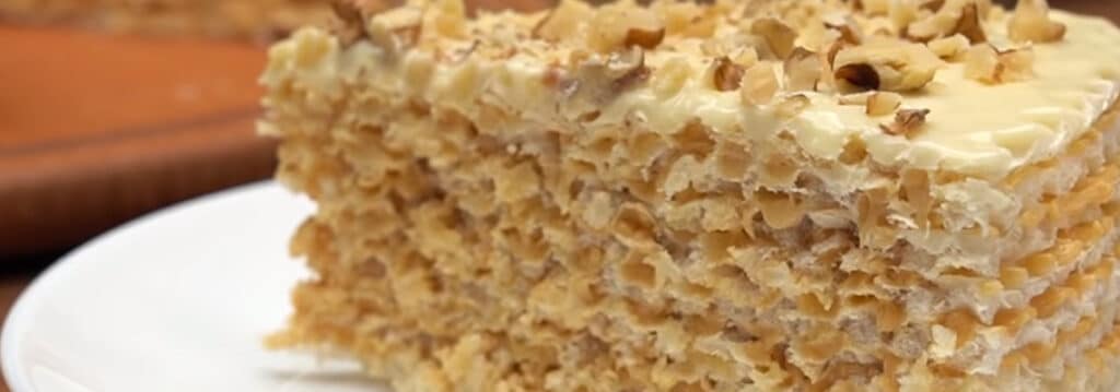 Вафельный торт со сгущенкой рецепт