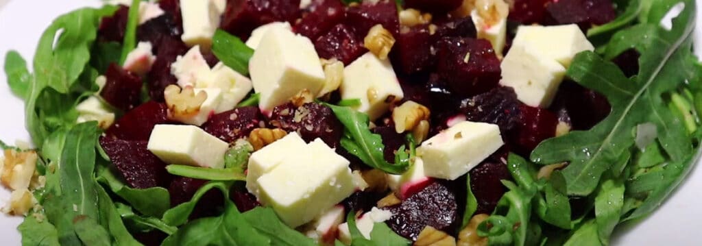Салат с рукколой свеклой и сыром рецепт
