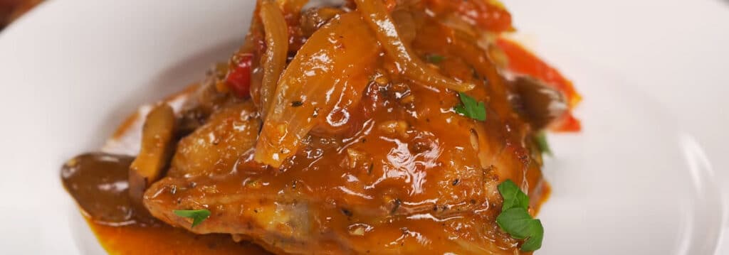 Курица с томатами и грибами рецепт