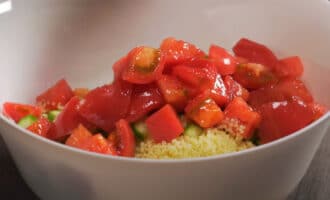 помидор крупными кусочками
