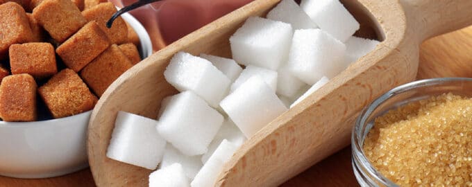 Обычный и добавленный сахар в продуктах