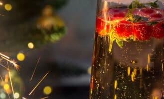 Коктейль из шампанского