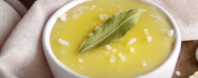 Паштет из куриной печени с маслом