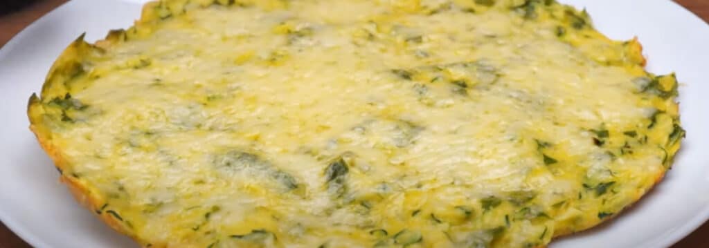 Кабачковый блин с сыром