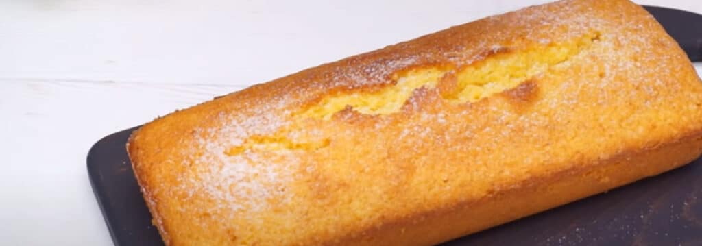 Лимонный кекс с кокосом