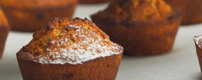 Банановые кексы с орехами