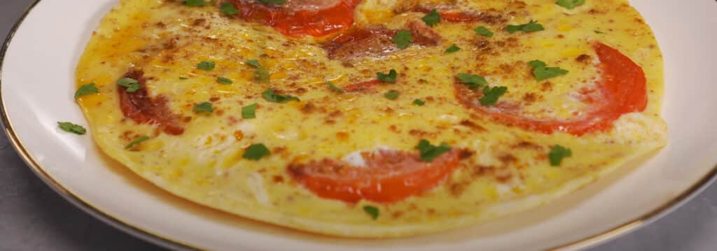 Яичница с помидорами