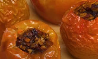 Печеные яблоки с начинкой рецепт