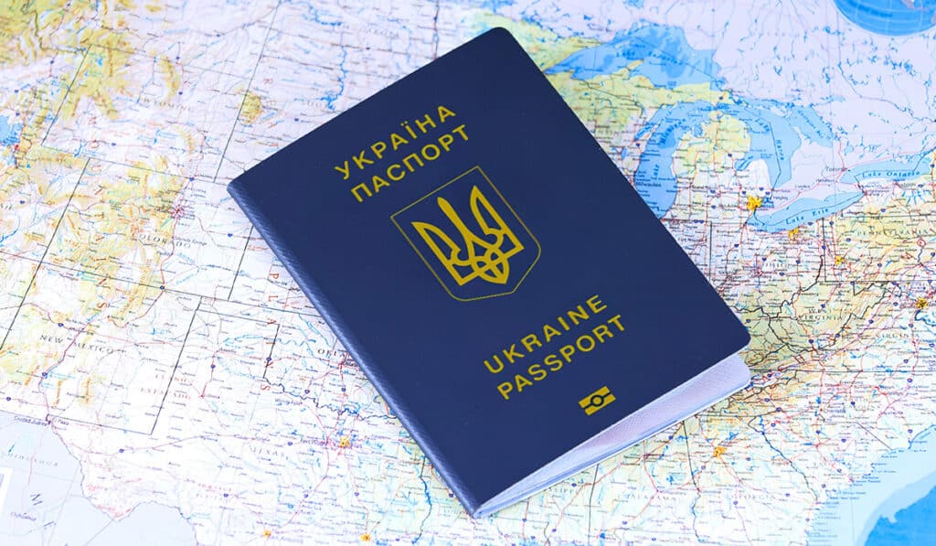 загран паспорт украины