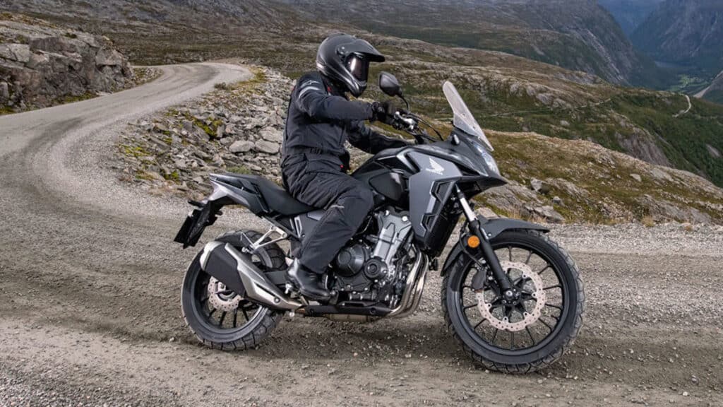 Honda CB 500 X в горах